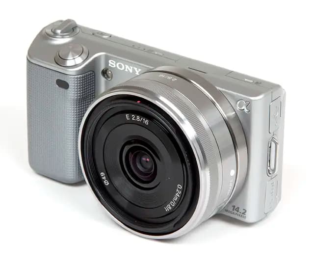 Sony FE 16mm f/2.8 (SEL16F28Z) Silver - фото 3