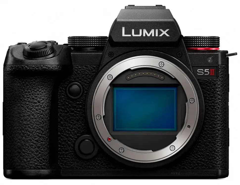 Panasonic Lumix DC-S5 II X + 20-60mm f/3.5-5.6 (without russian menu)